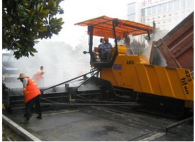 重慶巴南工廠及小區(qū)道路瀝青攤鋪 價格參考、專業(yè)公司與地坪材料研發(fā)趨勢